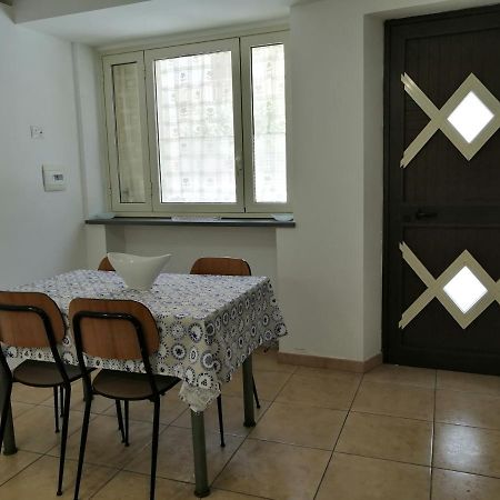 Casetta Rosso Tulipano Santa Teresa Di Riva Εξωτερικό φωτογραφία